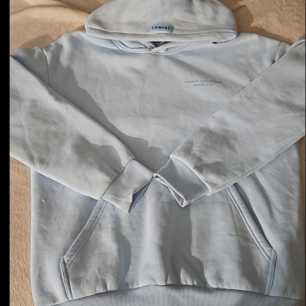 Comfrt Pastel Essential Women's Light Blue Hoodie